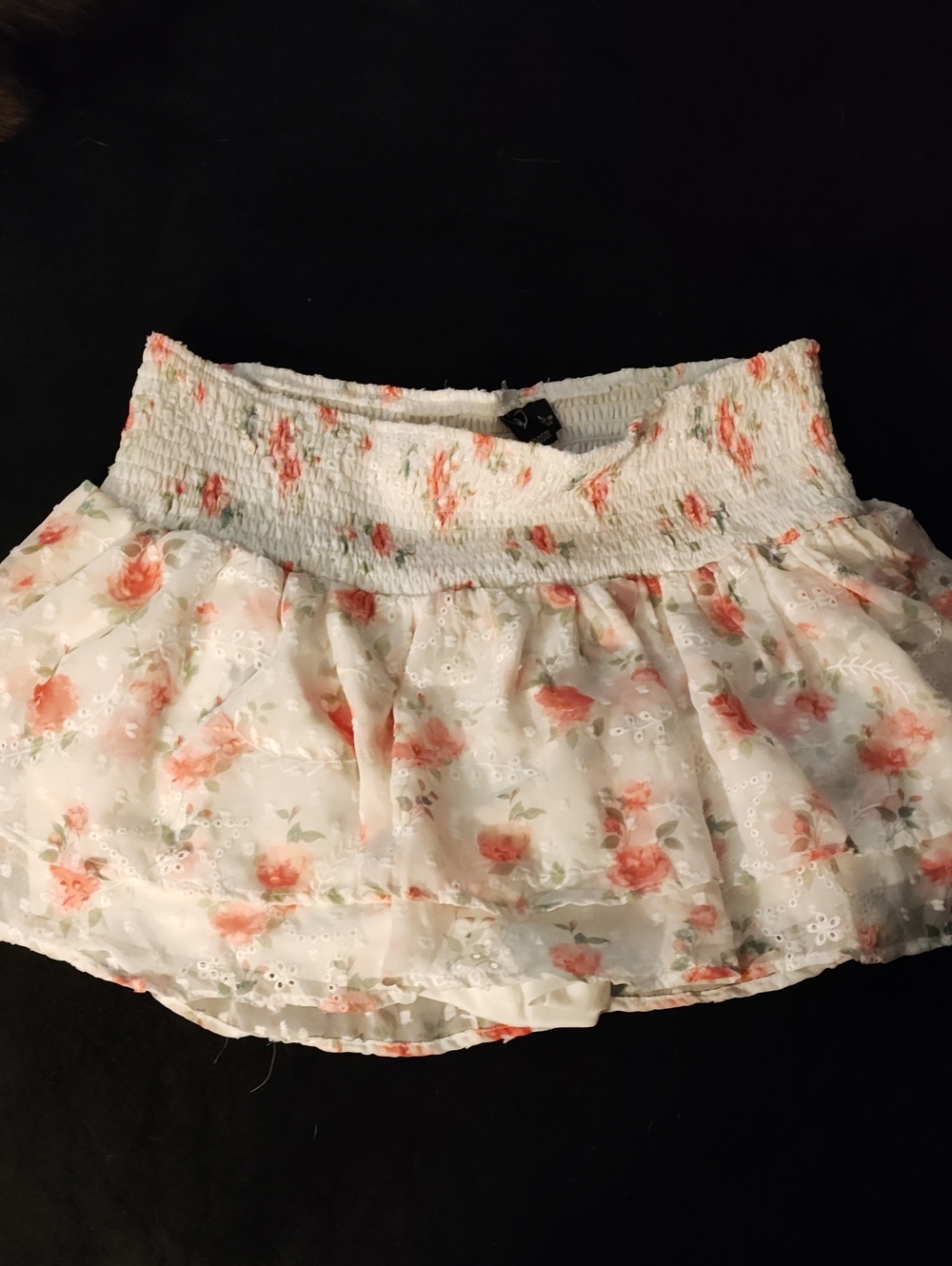 Windsor White Floral Layered Ruffle Skirt with Coral Roses